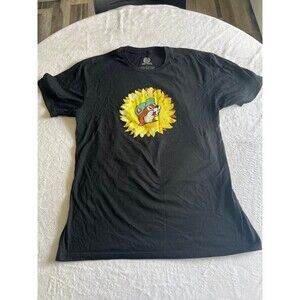 Buc-ees tshirt sz L